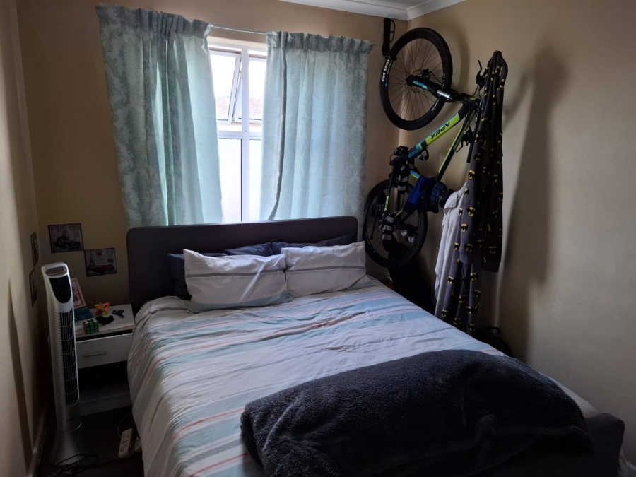 2 Bedroom Property for Sale in Guldenland Western Cape